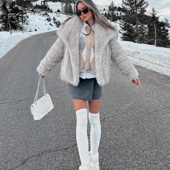 Faux Fur Jacket For Women Elegant Solid Lapel Long Sleeve Coat Casual Loose - Picture 2 of 4